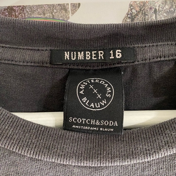 Scotch & Soda Charcoal Graphic Tee - Picture 5 of 8